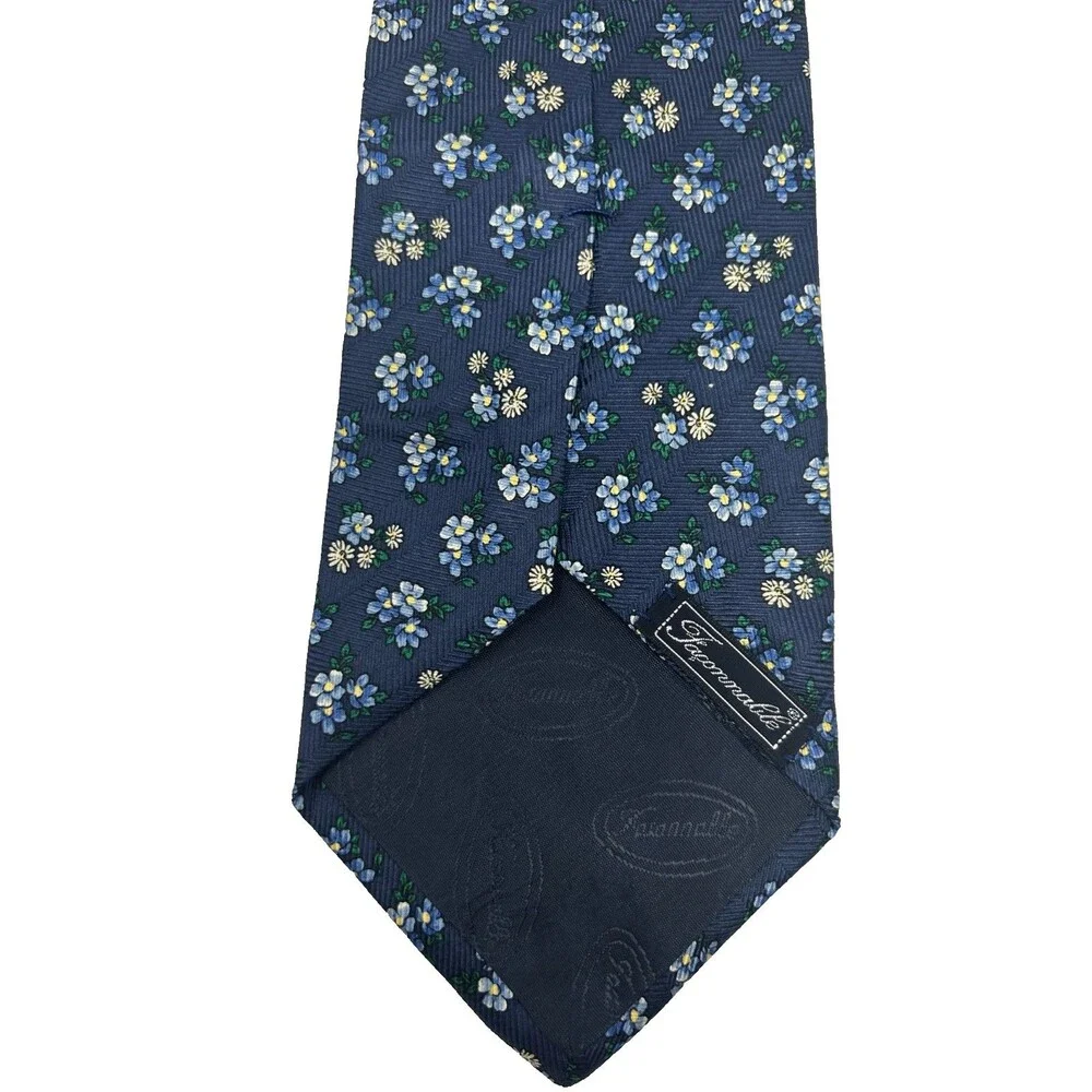 Faconnable Nordstrom Men’s Silk Tie Navy Blue Floral France  57.25 x 3.75